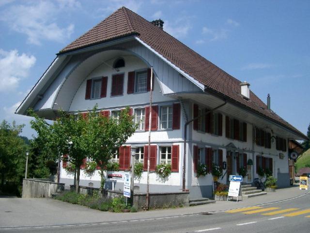 Landgasthof-Hotel Adler Langnau Exteriér fotografie